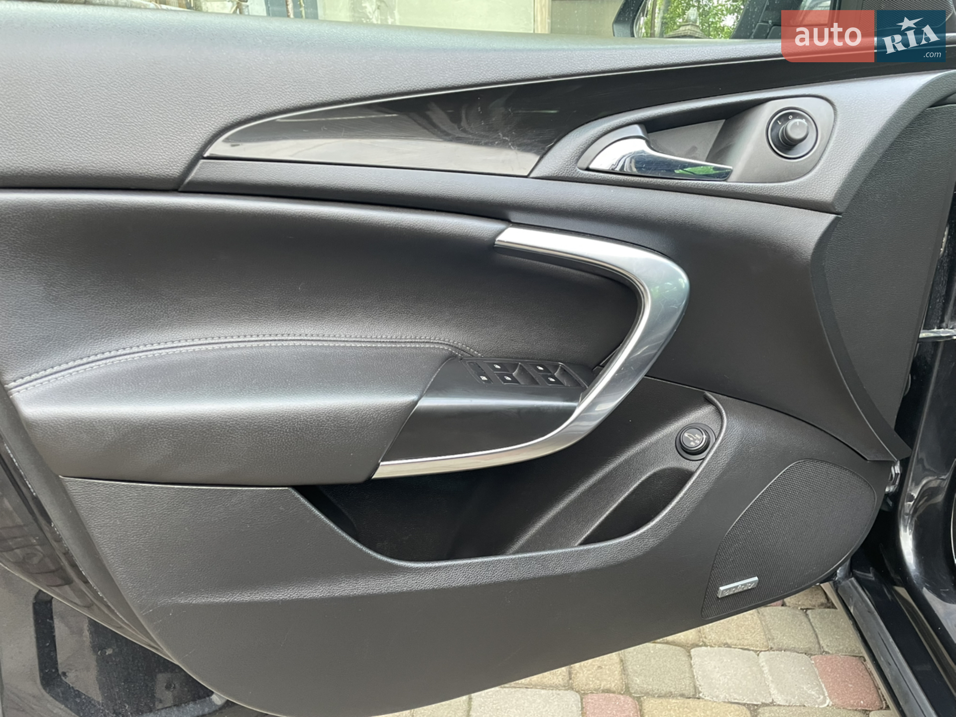 2010 Opel Insignia - мініатюра 12