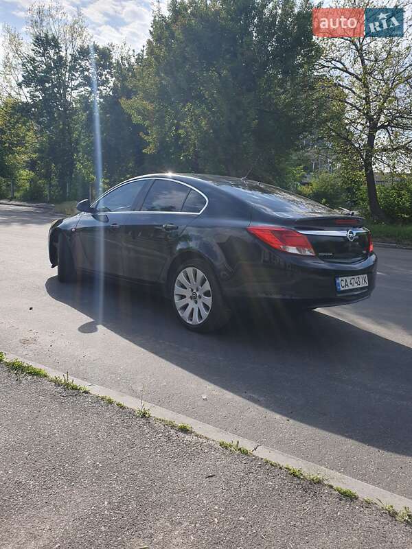 Лифтбек Opel Insignia 2012 в Черкассах