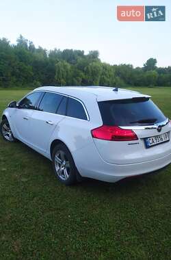 Універсал Opel Insignia 2011 в Черкасах