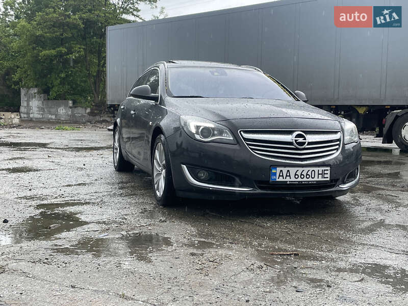 Универсал Opel Insignia 2013 в Киеве