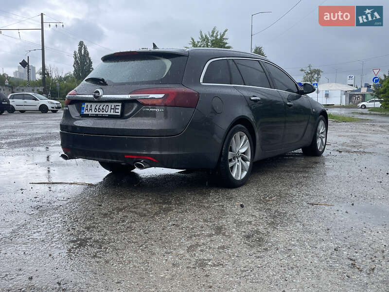 Универсал Opel Insignia 2013 в Киеве