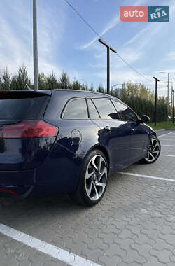 Универсал Opel Insignia 2012 в 