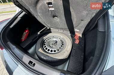 Лифтбек Opel Insignia 2013 в 