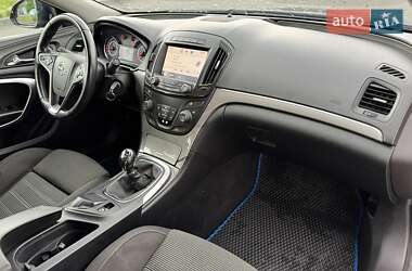 Седан Opel Insignia 2014 в 