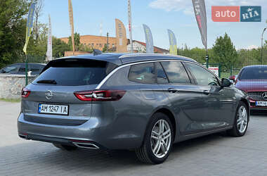 Универсал Opel Insignia 2019 в 