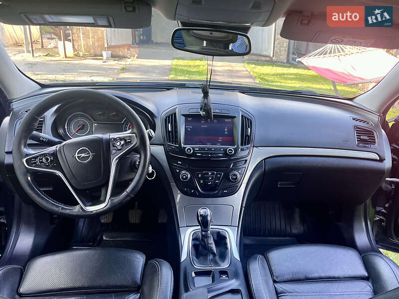 Універсал Opel Insignia 2015 в Кам'янці-Бузькій