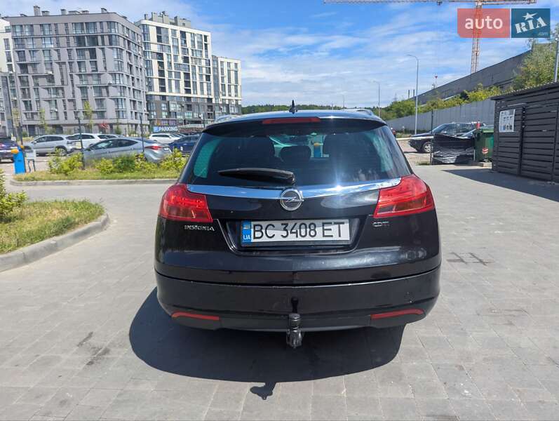 Універсал Opel Insignia 2011 в Львові