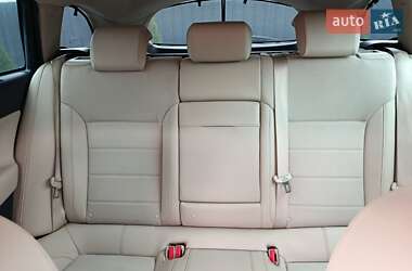 Универсал Opel Insignia 2009 в 