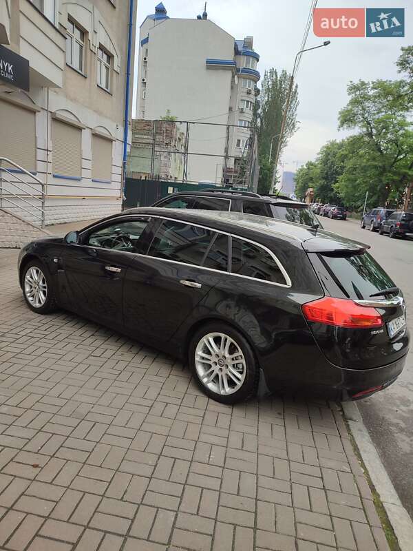 Універсал Opel Insignia 2012 в Києві