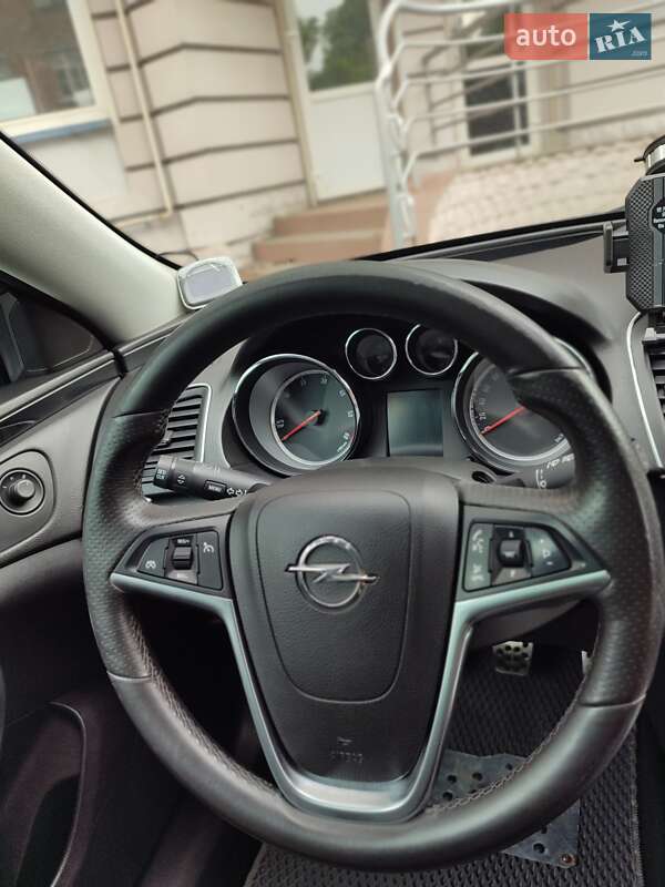 Універсал Opel Insignia 2012 в Києві