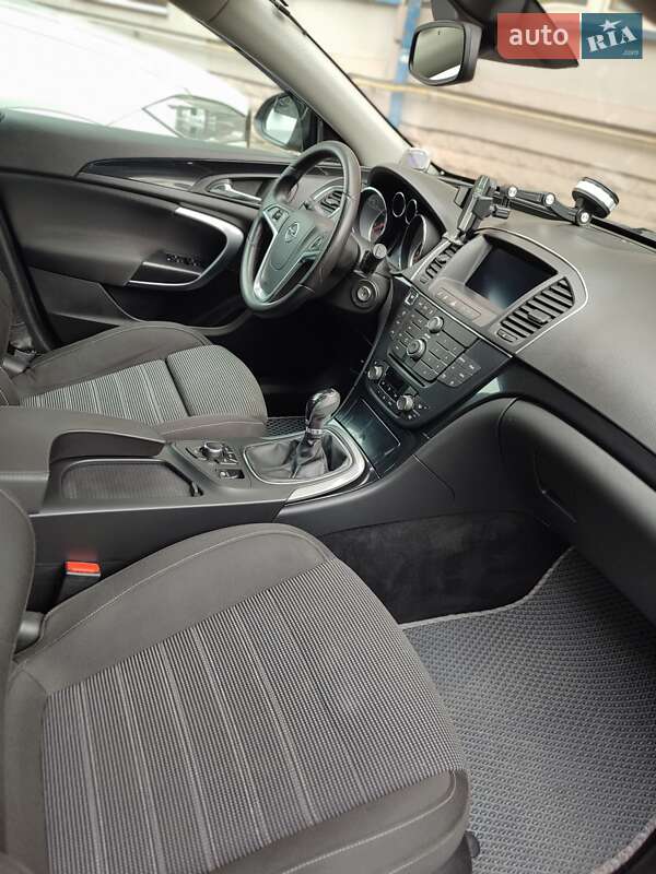 Універсал Opel Insignia 2012 в Києві