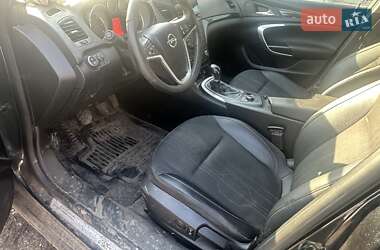 Универсал Opel Insignia 2012 в 
