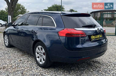 Универсал Opel Insignia 2012 в 