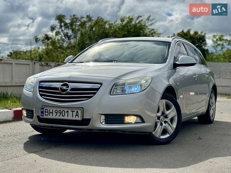 Opel Insignia 2010