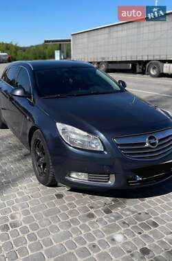 Универсал Opel Insignia 2010 в Львове
