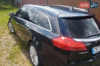 Универсал Opel Insignia 2012 в 