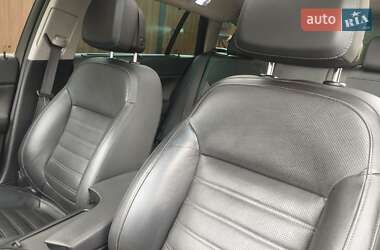 Универсал Opel Insignia 2012 в 