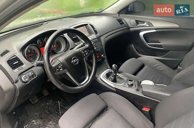Універсал Opel Insignia 2010 в 