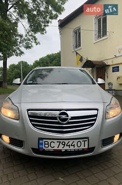 Універсал Opel Insignia 2010 в 