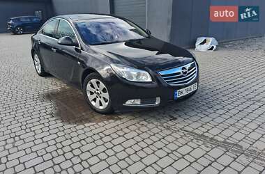 Седан Opel Insignia 2009 в 