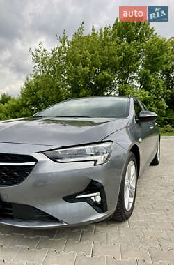 Универсал Opel Insignia 2021 в 
