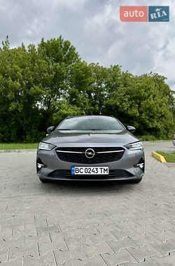 Универсал Opel Insignia 2021 в 