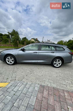 Универсал Opel Insignia 2021 в 