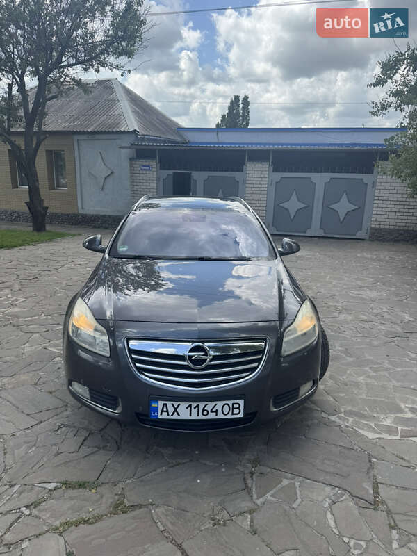 Универсал Opel Insignia 2010 в Харькове