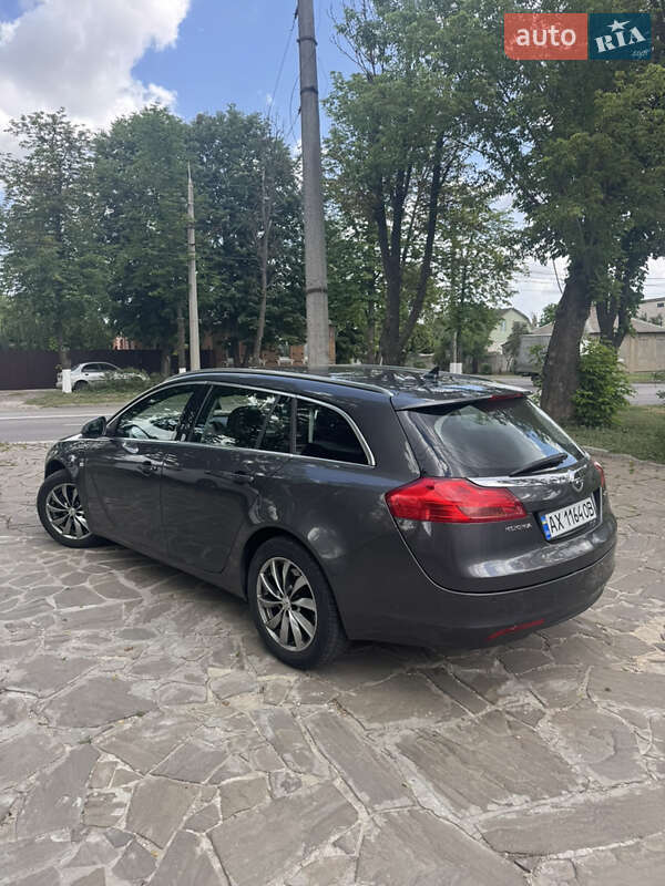 Универсал Opel Insignia 2010 в Харькове