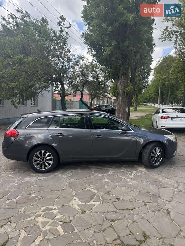 Универсал Opel Insignia 2010 в Харькове