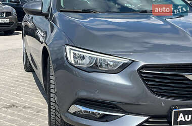 Универсал Opel Insignia 2019 в 