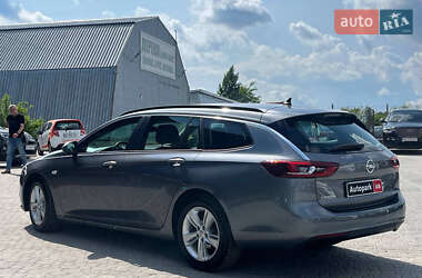 Универсал Opel Insignia 2019 в 
