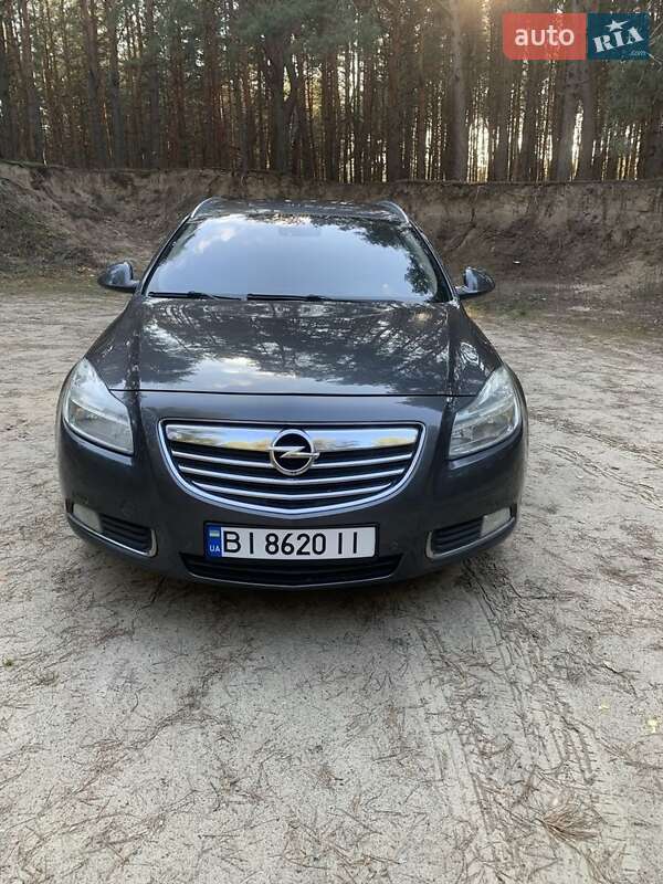 Універсал Opel Insignia 2010 в Кременчуці