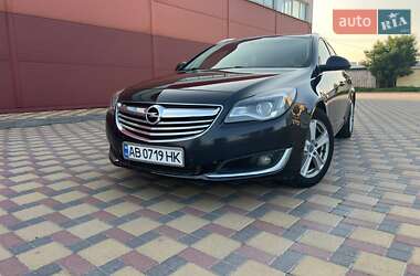 Универсал Opel Insignia 2014 в 
