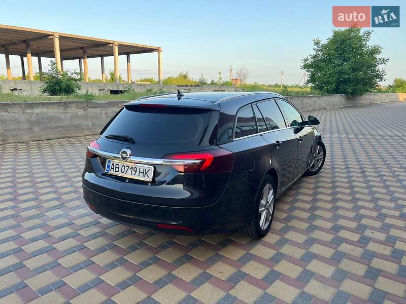 Універсал Opel Insignia 2014 в Гайсину