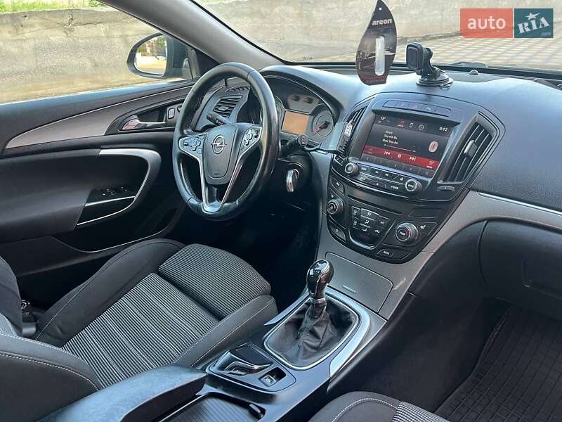 Універсал Opel Insignia 2014 в Гайсину