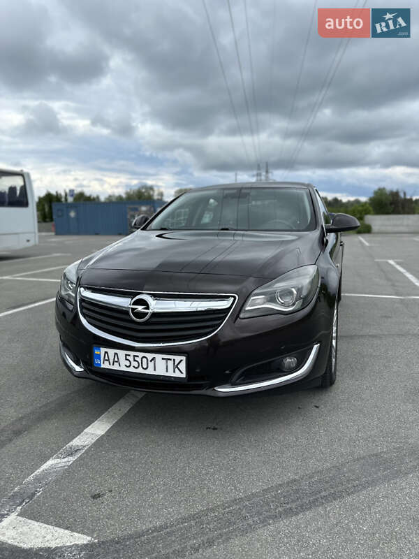 Седан Opel Insignia 2015 в Києві
