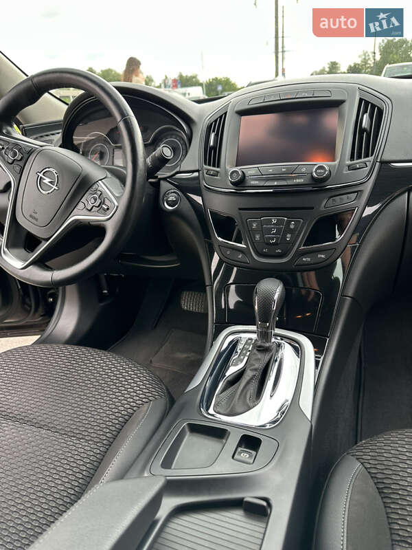 Седан Opel Insignia 2015 в Києві