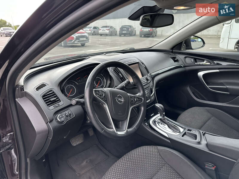 Седан Opel Insignia 2015 в Києві