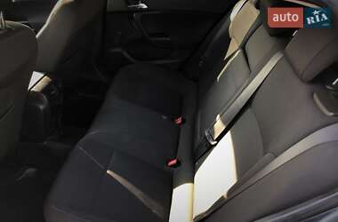 Універсал Opel Insignia 2010 в 