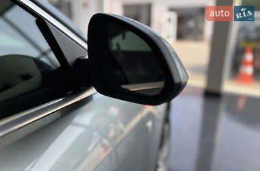 Универсал Opel Insignia 2010 в 