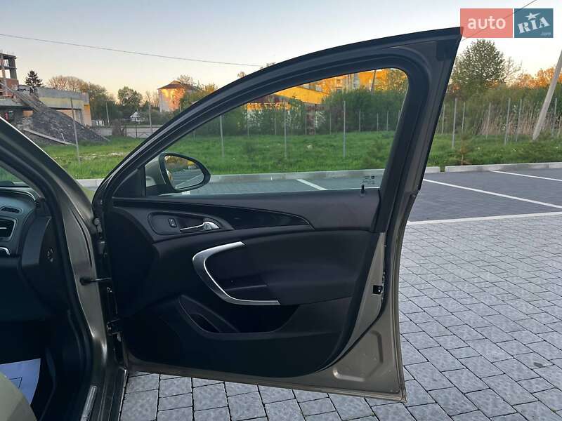 Универсал Opel Insignia 2014 в Львове