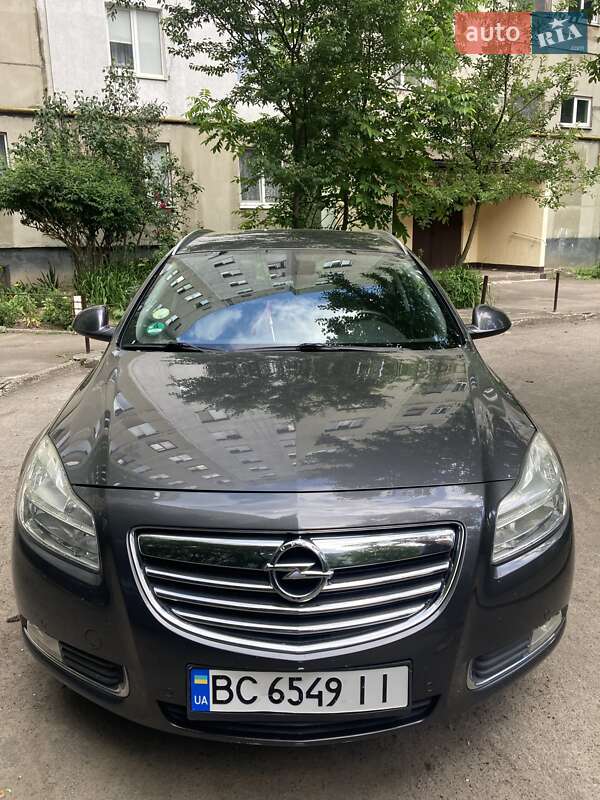 Opel Insignia 2012
