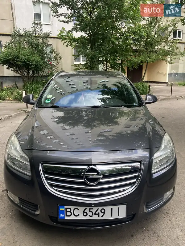 Opel Insignia 2012