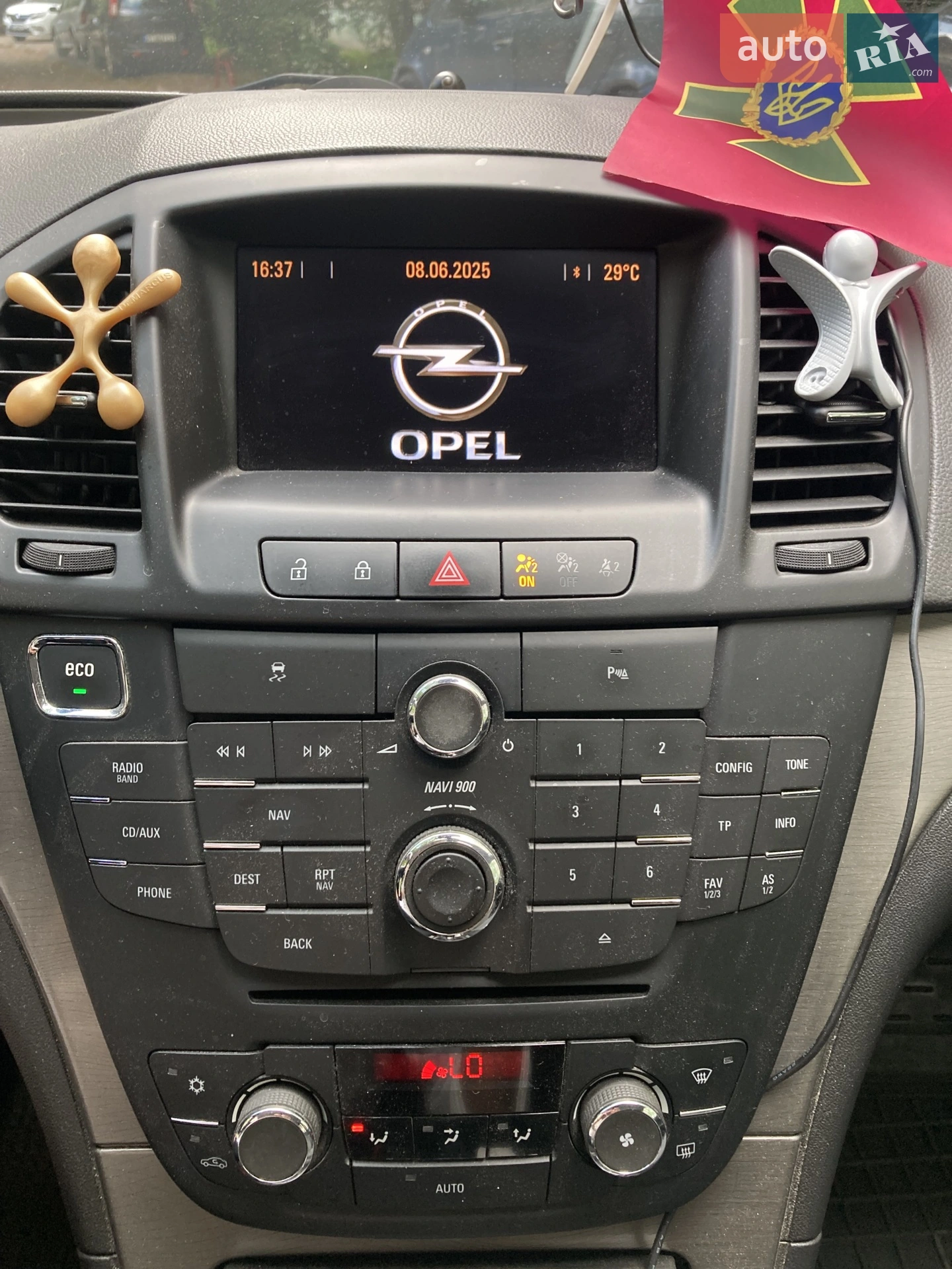 2012 Opel Insignia - мініатюра 12