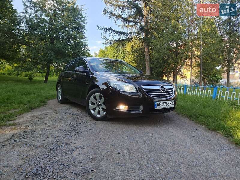 Универсал Opel Insignia 2011 в Теплике