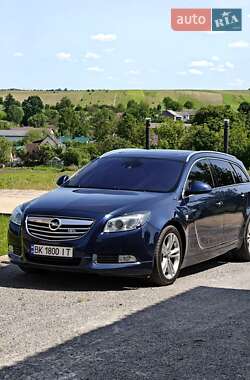 Универсал Opel Insignia 2010 в Ровно