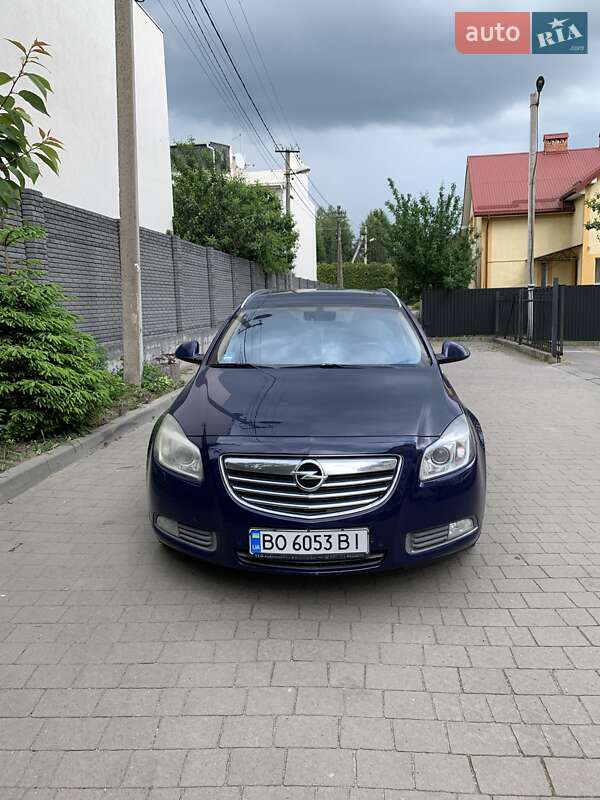Opel Insignia 2011