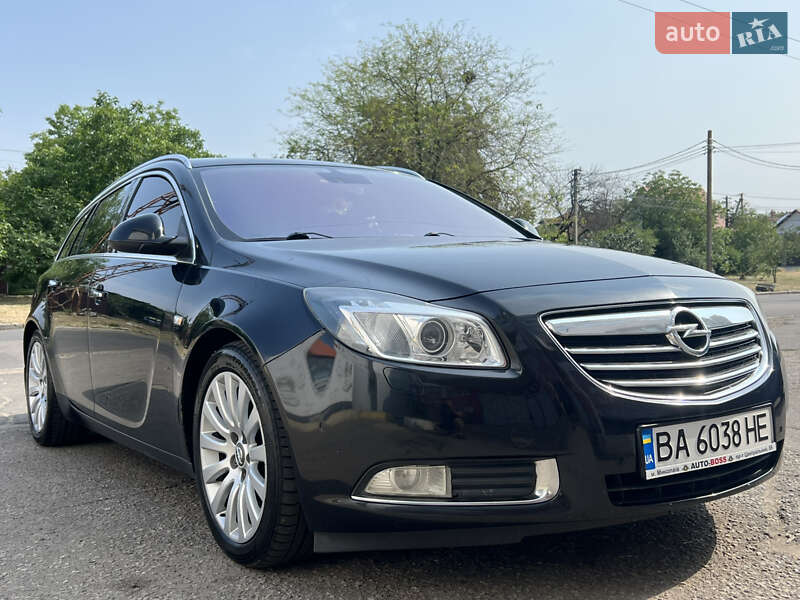 Универсал Opel Insignia 2010 в Николаеве