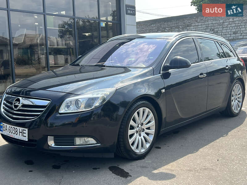 Универсал Opel Insignia 2010 в Николаеве